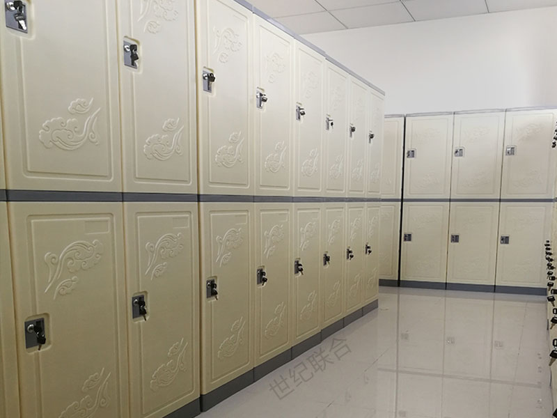 解決方案：二層柜玉脂白+感應鎖