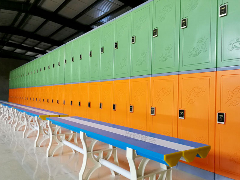 解決方案：二層柜翠竹綠配繽紛橙+感應鎖