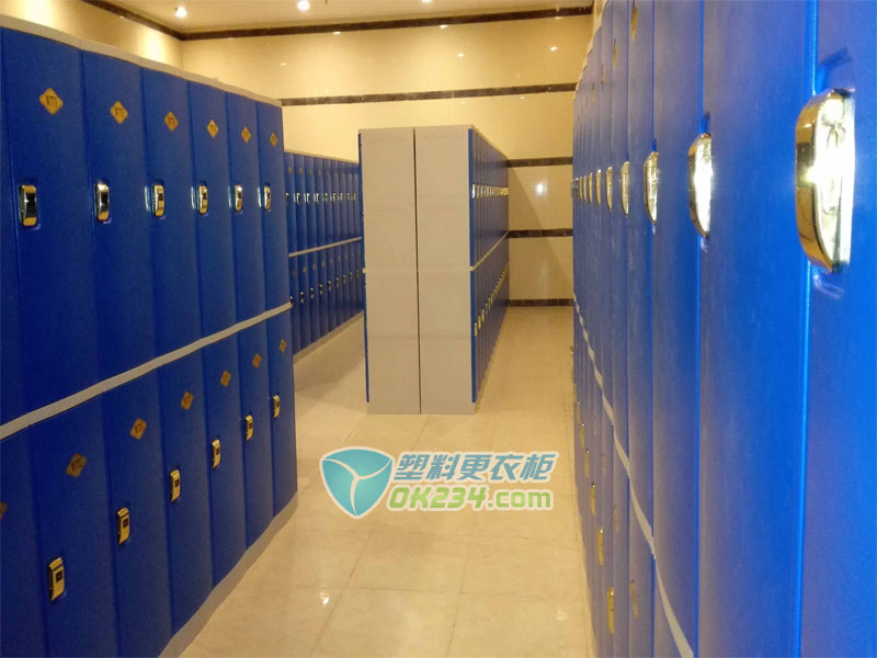 浴室洗浴更衣柜一般尺寸是多少?用哪種好?-世紀聯合塑料更衣柜