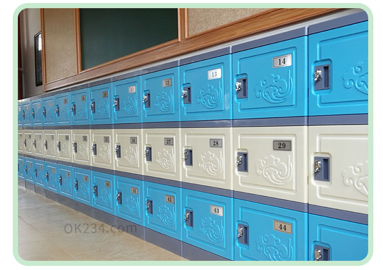 學(xué)生書包柜工程案例實(shí)拍：石墨藍(lán)配玉脂白+開門拉手